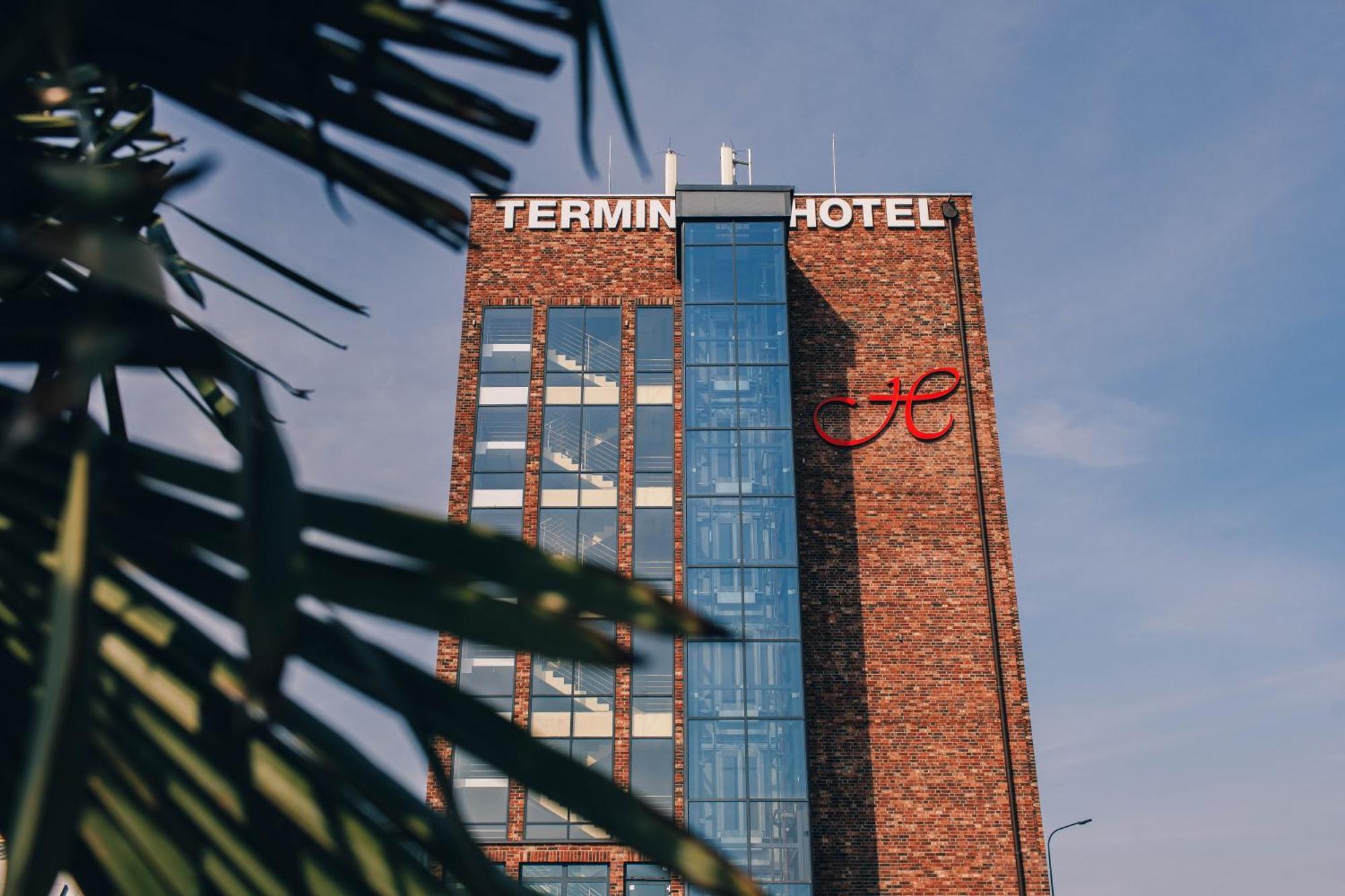 Terminal Hotel Breslavia Exterior foto