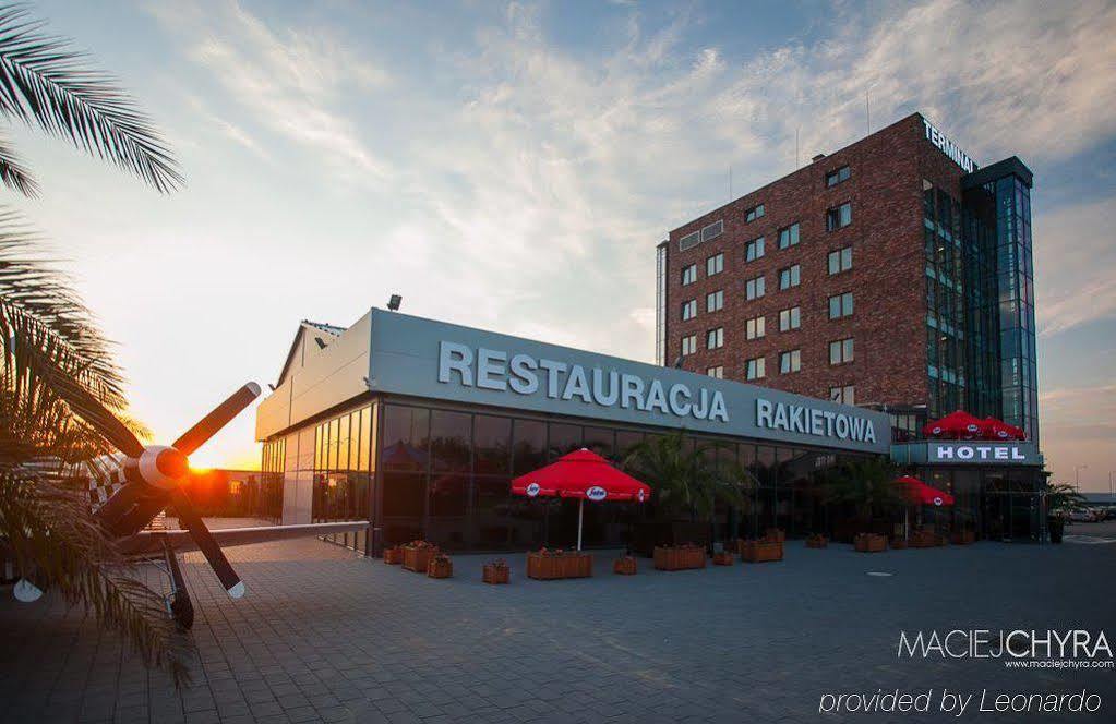 Terminal Hotel Breslavia Exterior foto